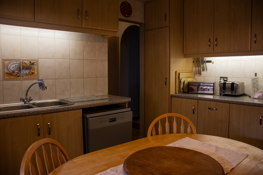 2 Bedroom Property for Sale in Bo Oakdale Western Cape